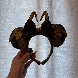 Disney custom Loki ears